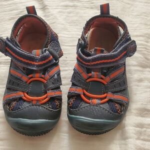 Stride Rite Kids Navy and Orange Sandals